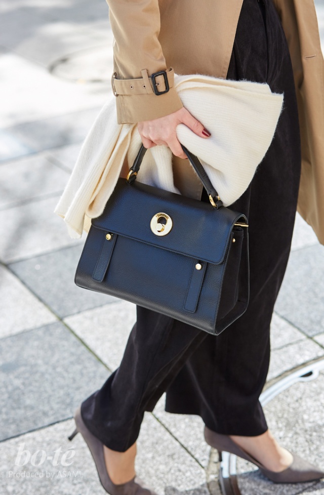 トレンチ ボーダートップスでフレンチシックな着こなしに 11月17日 Bo Te ボーテ