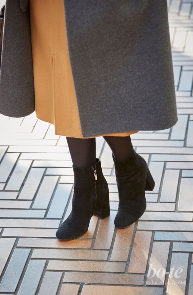 グレー キャメルのほっこりカラーは モノトーンボーダーで抜け感をプラス 1月18日 Bo Te ボーテ