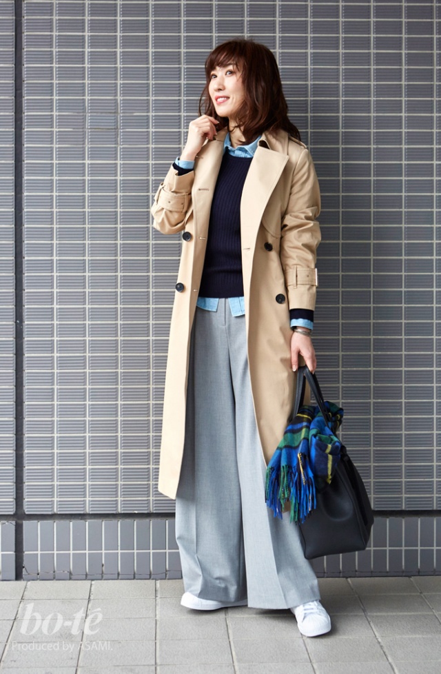 トレンチ ワイドパンツにスニーカーを合わせた大人のキレイめカジュアル 2月26日 Bo Te ボーテ