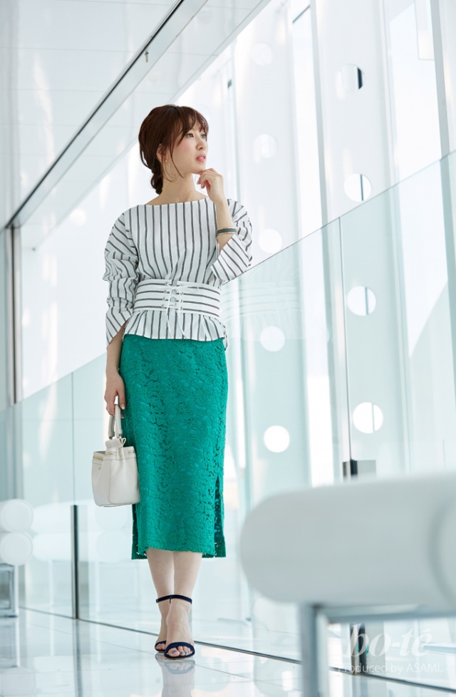 トレンドのコルセット風ベルト ペンシルスカートで エッジの効いたエレガンスを 4月10日 Bo Te ボーテ